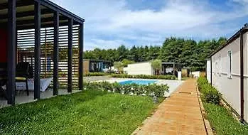 Kastanija Mobile Homes Hotel Novigrad (Istria)